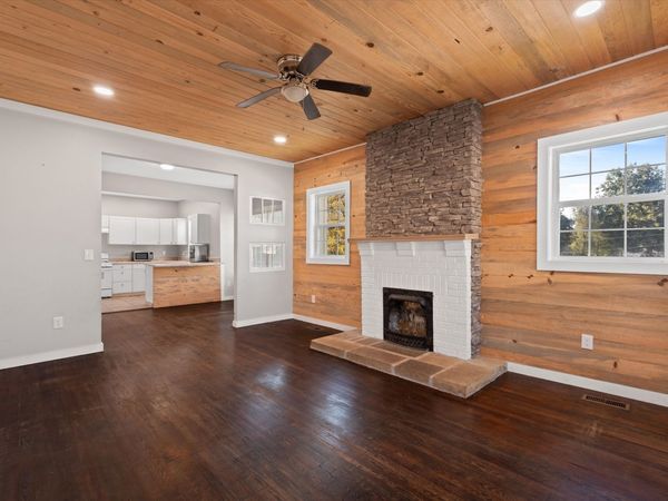 1101 High St N, Winchester, TN 37398