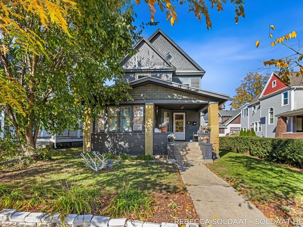1057 Bridge Street NW, Grand Rapids, MI 49504