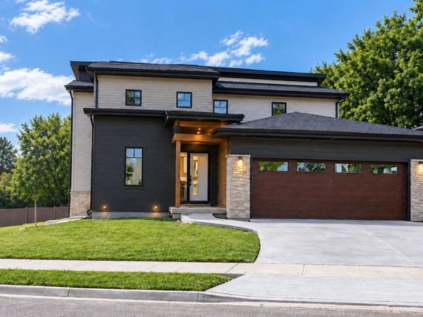 1722 Sawtooth Lane, Madison, WI 53719