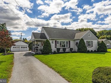 128 SADSBURY AVENUE, CHRISTIANA, PA 17509