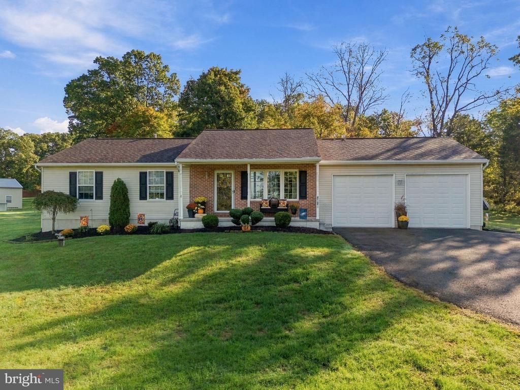 4301 GERYVILLE PIKE, GREEN LANE, PA 18054