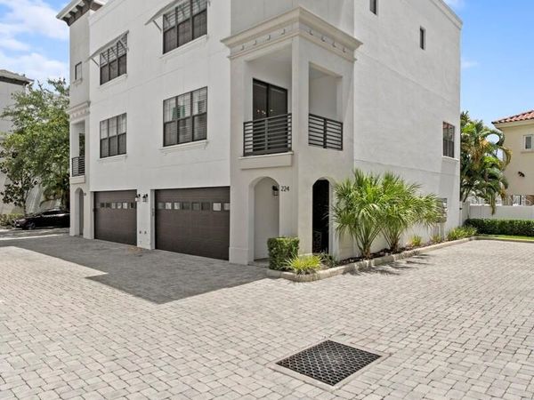 224 S AUDUBON AVENUE , TAMPA, FL 33609