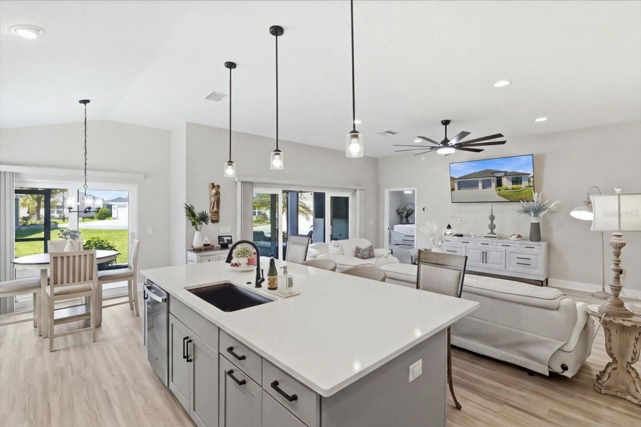 7528 Daniel Collins Court , The Villages, FL 34762 Photo