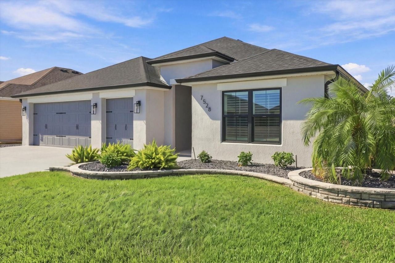 7528 Daniel Collins Court , The Villages, FL 34762 Photo