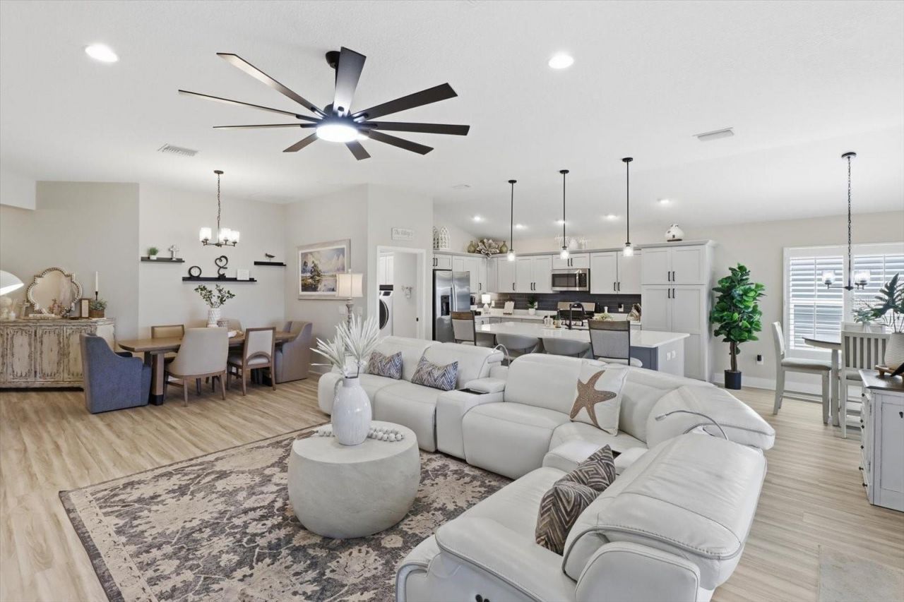 7528 Daniel Collins Court , The Villages, FL 34762 Photo