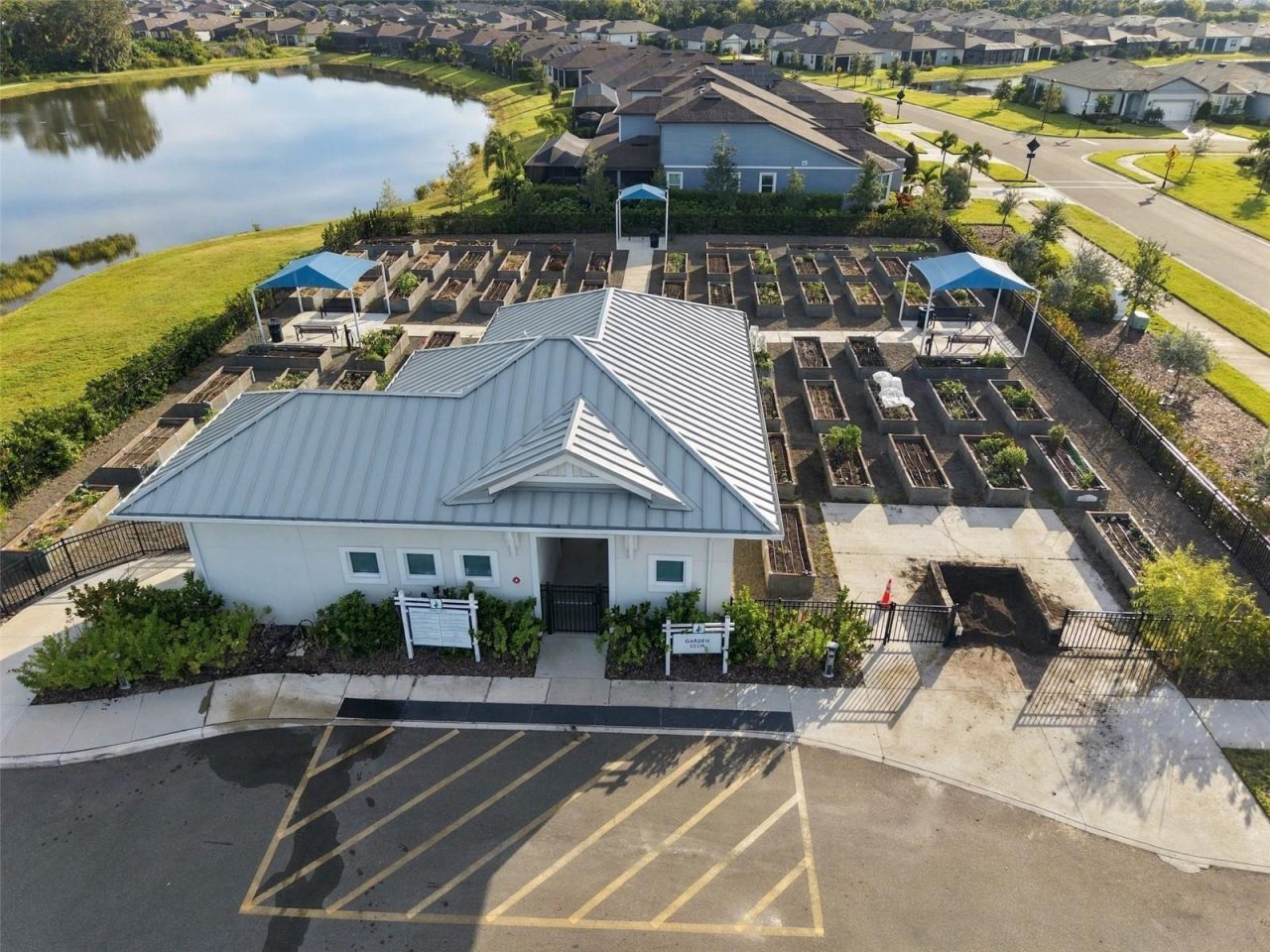 9260 Ballaster Pointe Loop, Parrish, FL 34219 Photo