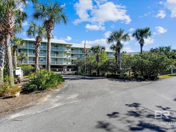4060 Indigo Drive, Unit 307, Pensacola, FL 32507