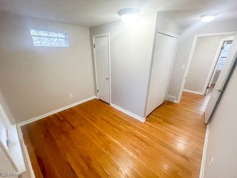 2079 S Green Road, South Euclid, OH 44121 Photo 12