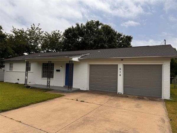 616 Mesquite Avenue, Crowley, TX 76036