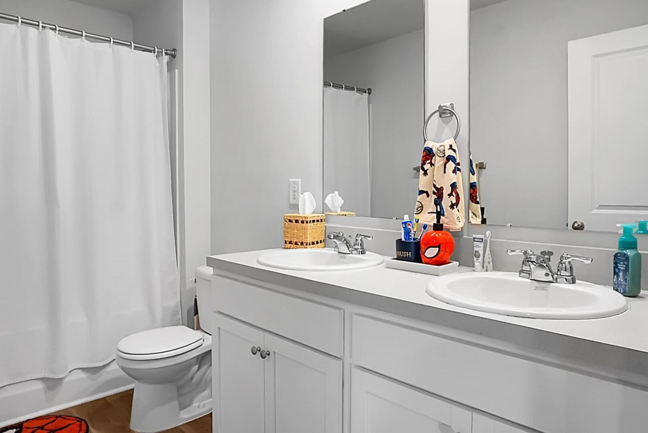 196 Coral Sunset Way Photo 33