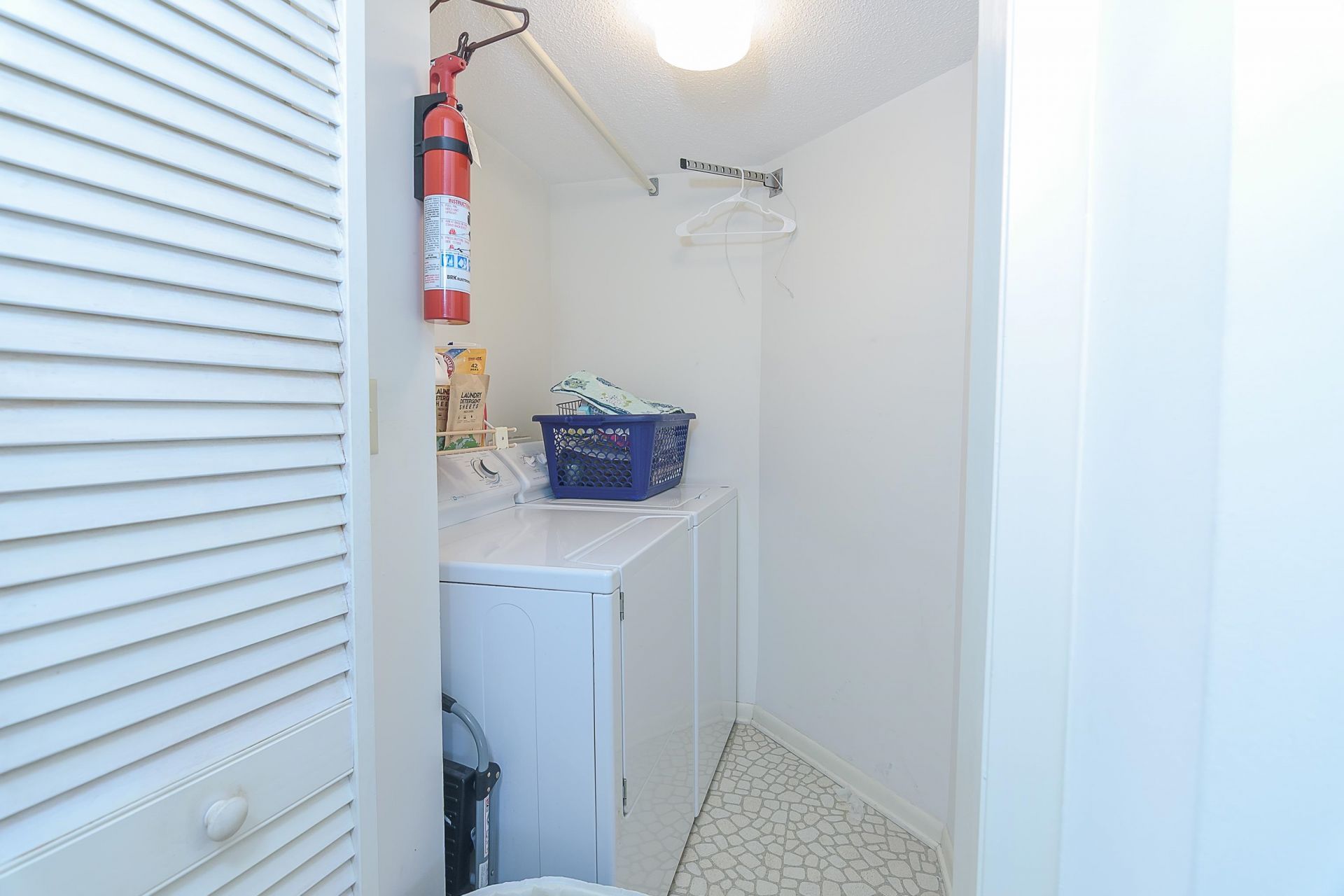 9650 Shore Dr.  Photo 39
