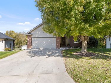 219 ANTIOCH Drive, COUNCIL BLUFFS, IA 51503