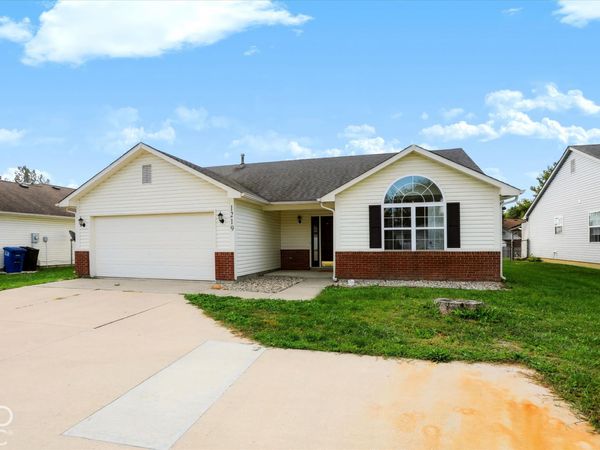 1219 E McKay Road, Shelbyville, IN 46176
