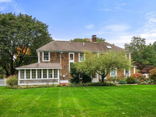 18 Holly Berry Trl, Norwell, MA 02061