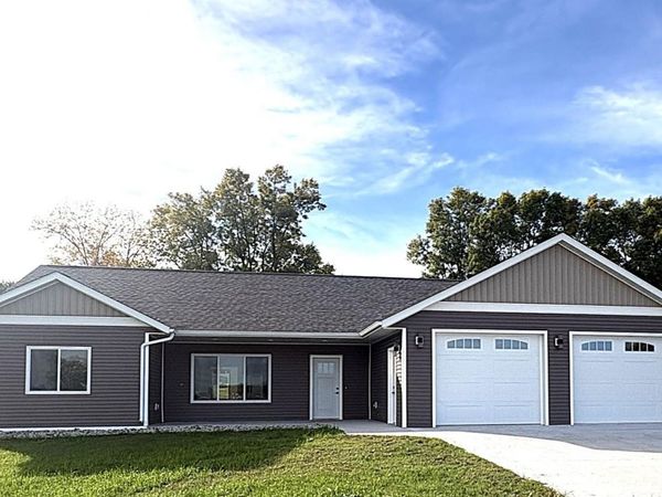 211 Bryce Avenue , Lowry, MN 56349