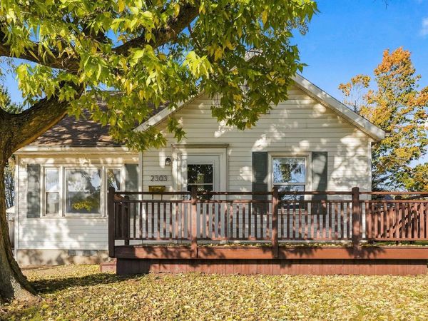2303 Main Street, Cedar Falls, IA 50613