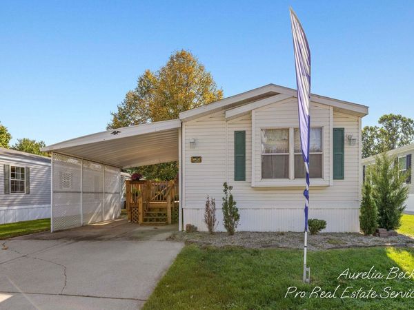 4424 Overlook Terrace SE, Kentwood, MI 49512