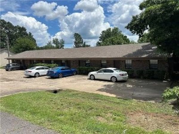 710 O Street, Russellville, AR 72801