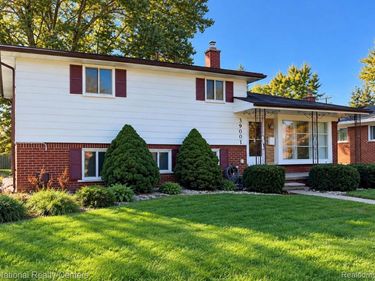 39001 Richland Street, Livonia, Mi 48150