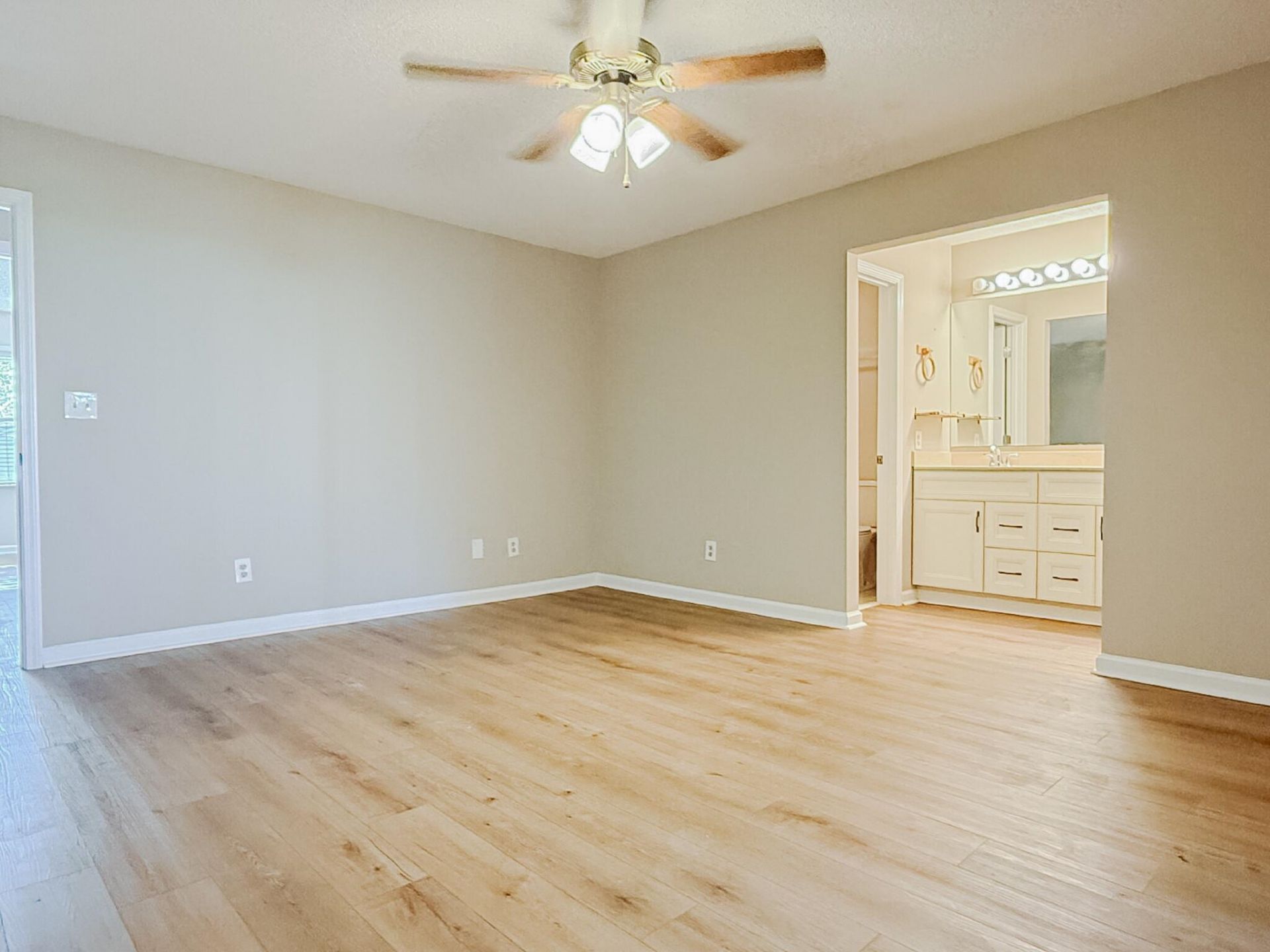 425 Spauldingwood Rd.  Photo 24