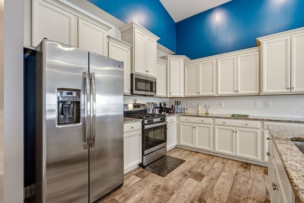 248 Sherwood Dr. Photo 14