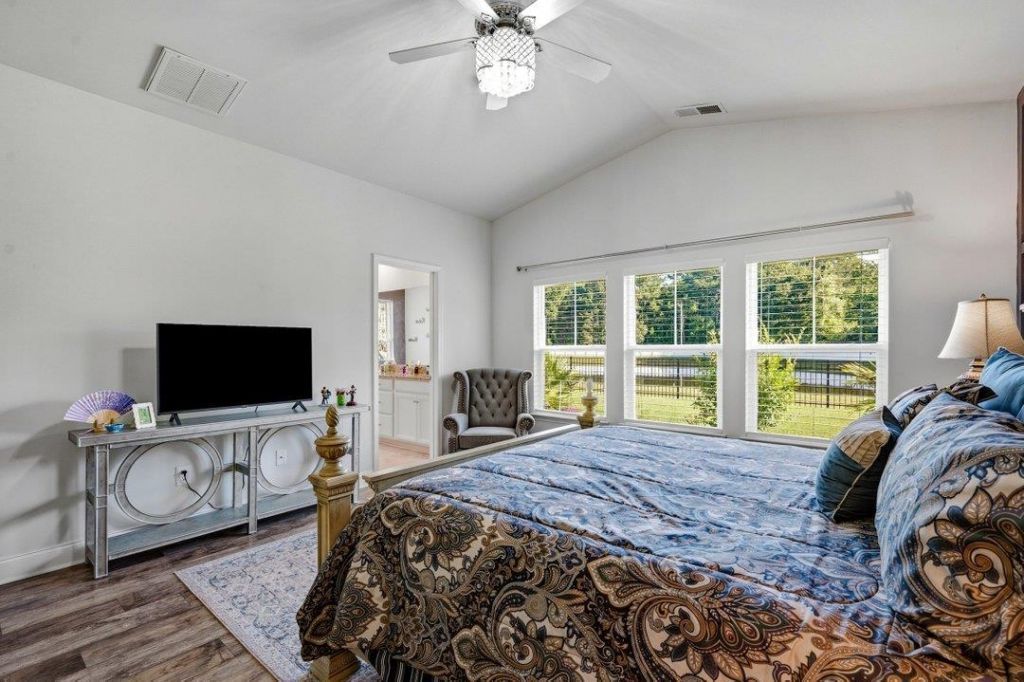 248 Sherwood Dr. Photo 19