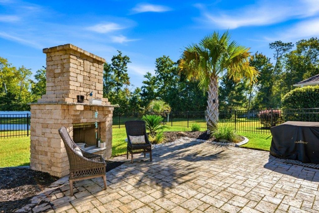 248 Sherwood Dr. Photo 32