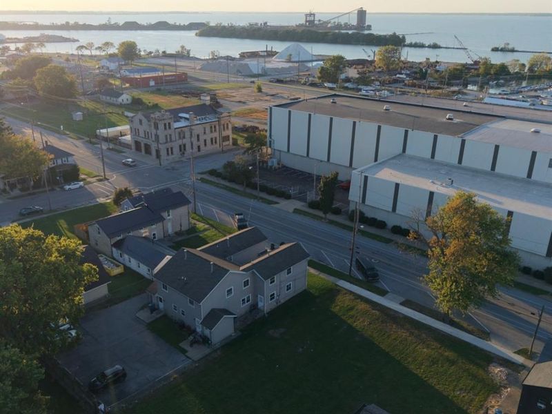 714 W Market Street, Sandusky, OH 44870 Photo 24