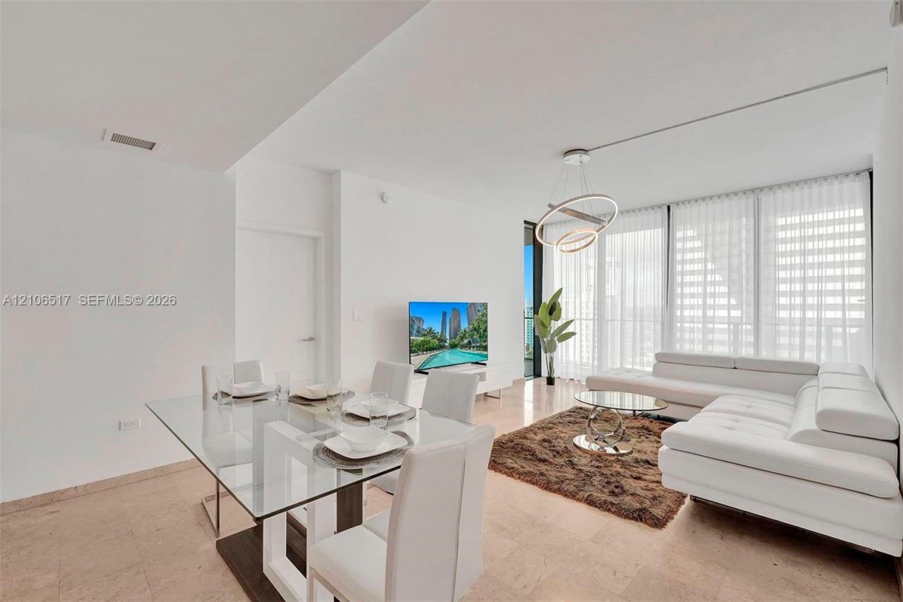 88 SW 7th St , Unit 910, Miami, FL 33130 Photo