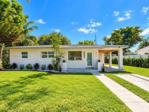 2950 NW 173rd Ter , Miami Gardens, FL 33056