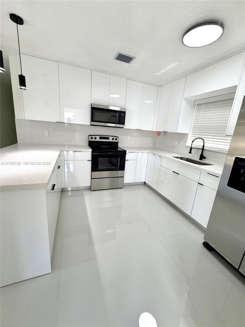 2950 NW 173rd Ter , Miami Gardens, FL 33056 Photo