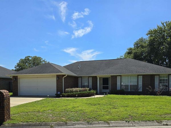1240 Benning Pl, Pensacola, FL 32506