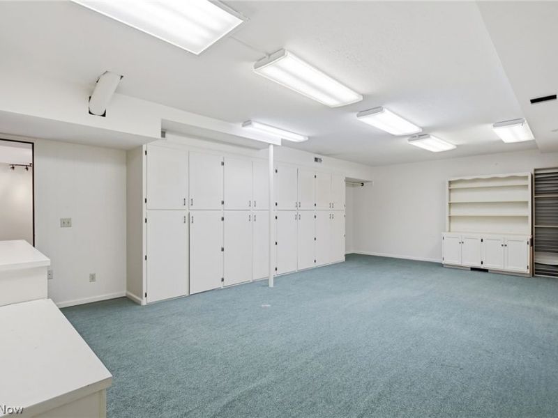 16 S Bentley Drive SE, Canton, OH 44709 Photo 33