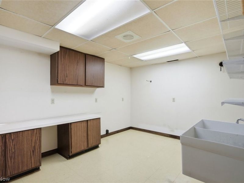16 S Bentley Drive SE, Canton, OH 44709 Photo 38