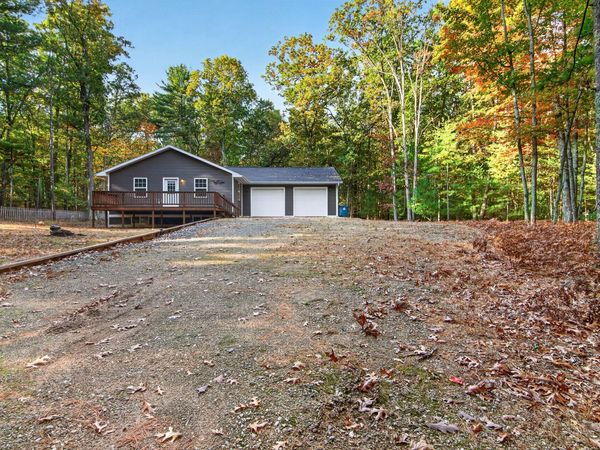 6245 Wayne Road, Pentwater, MI 49449