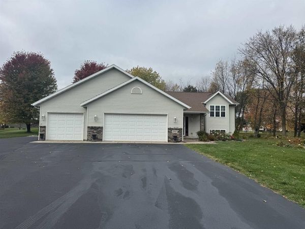 2049 ARLENE LANE, Mosinee, WI 54455