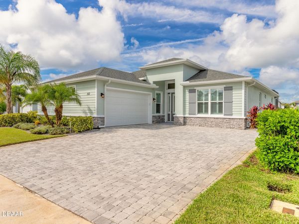 352 Venetian Palms Boulevard, New Smyrna Beach, FL 32168