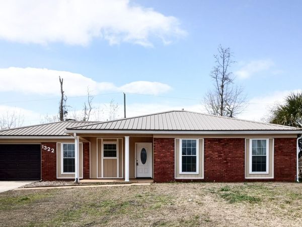 1322 Pinnacle Pines Road , Panama City, FL 32404