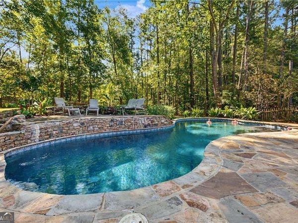 343 Ironhill Trace, Woodstock, GA 30189