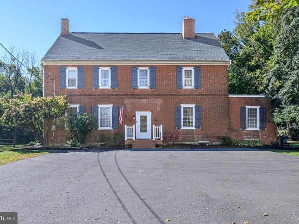 58 SOLOFF DRIVE, HAMILTON, NJ 08610