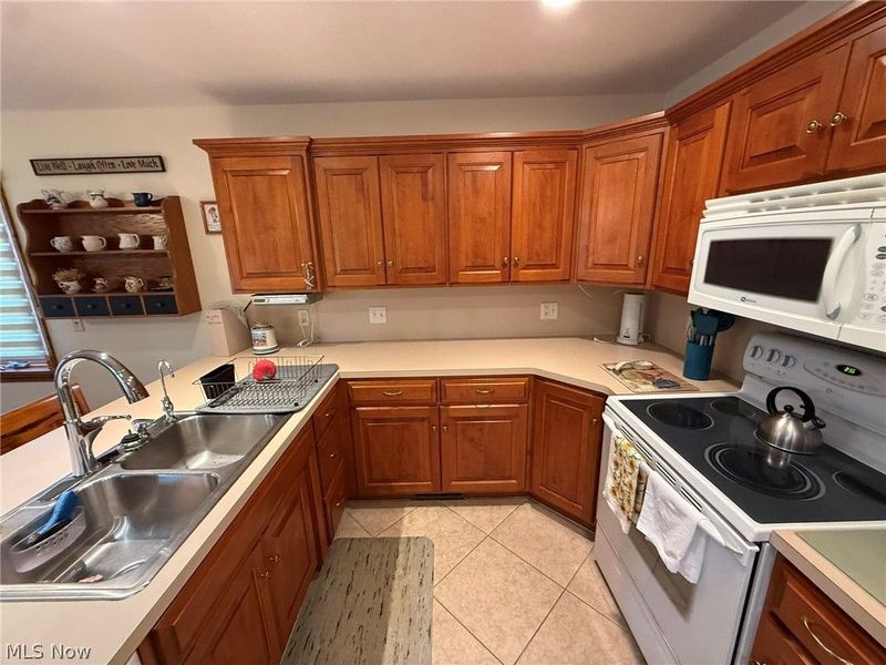 1152 Pine Bluff Drive NE, New Philadelphia, OH 44663 Photo 16