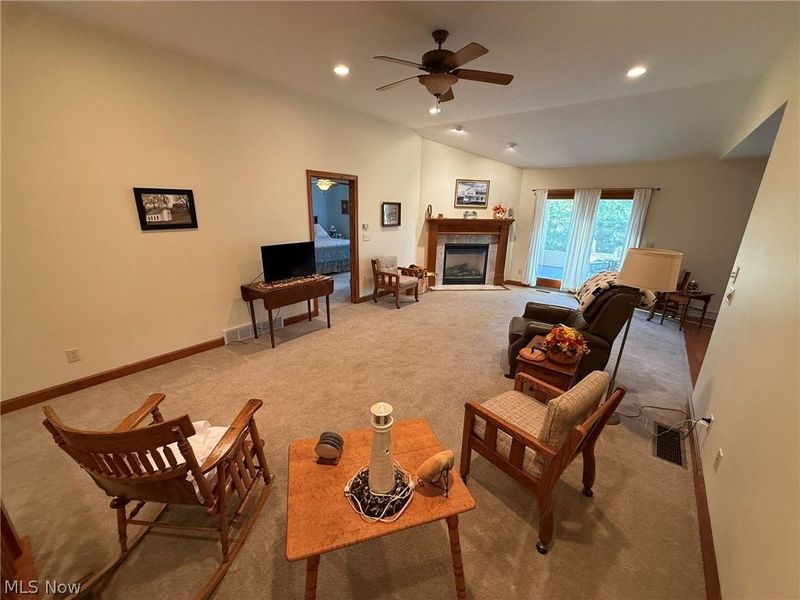 1152 Pine Bluff Drive NE, New Philadelphia, OH 44663 Photo 7