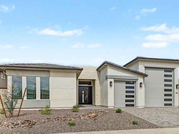 13718 W HACKAMORE Drive, Peoria, AZ 85383