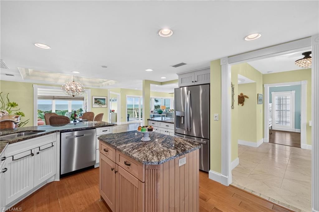 431 Bella Vista Way E, Sanibel, FL 33957 Photo
