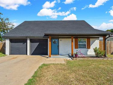 1449 NW Great Plains Blvd, Lawton, OK 73505
