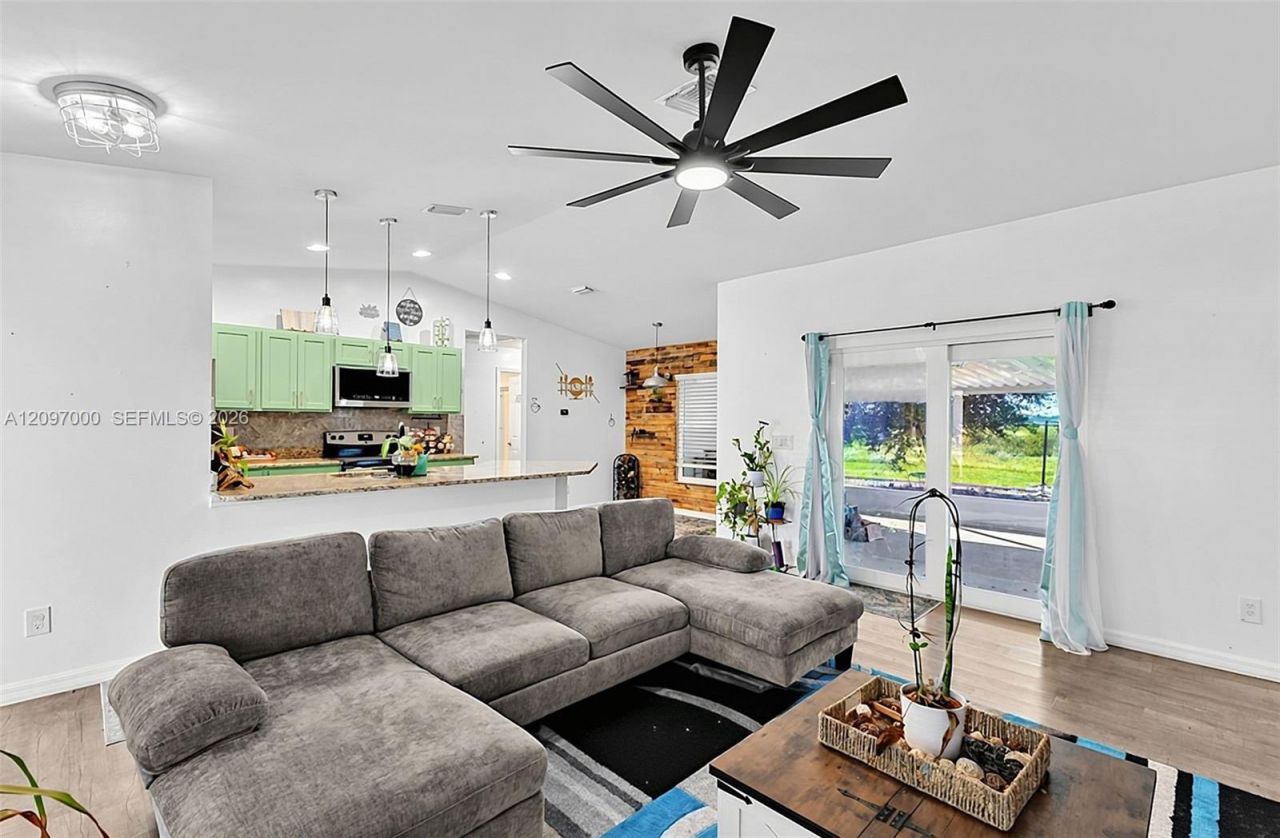 7021 Ramrod Circle , La Belle, FL 33935 Photo