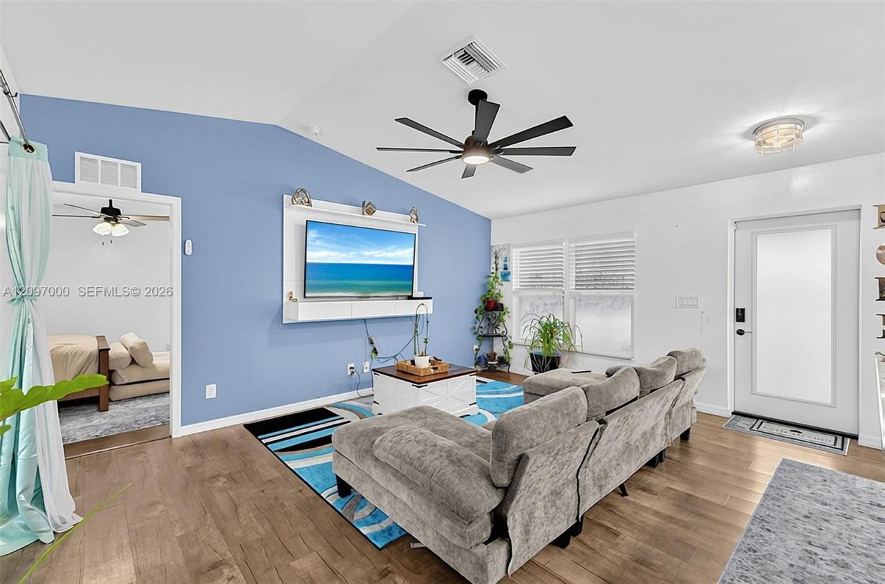 7021 Ramrod Circle , La Belle, FL 33935 Photo