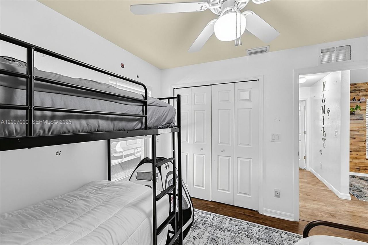7021 Ramrod Circle , La Belle, FL 33935 Photo