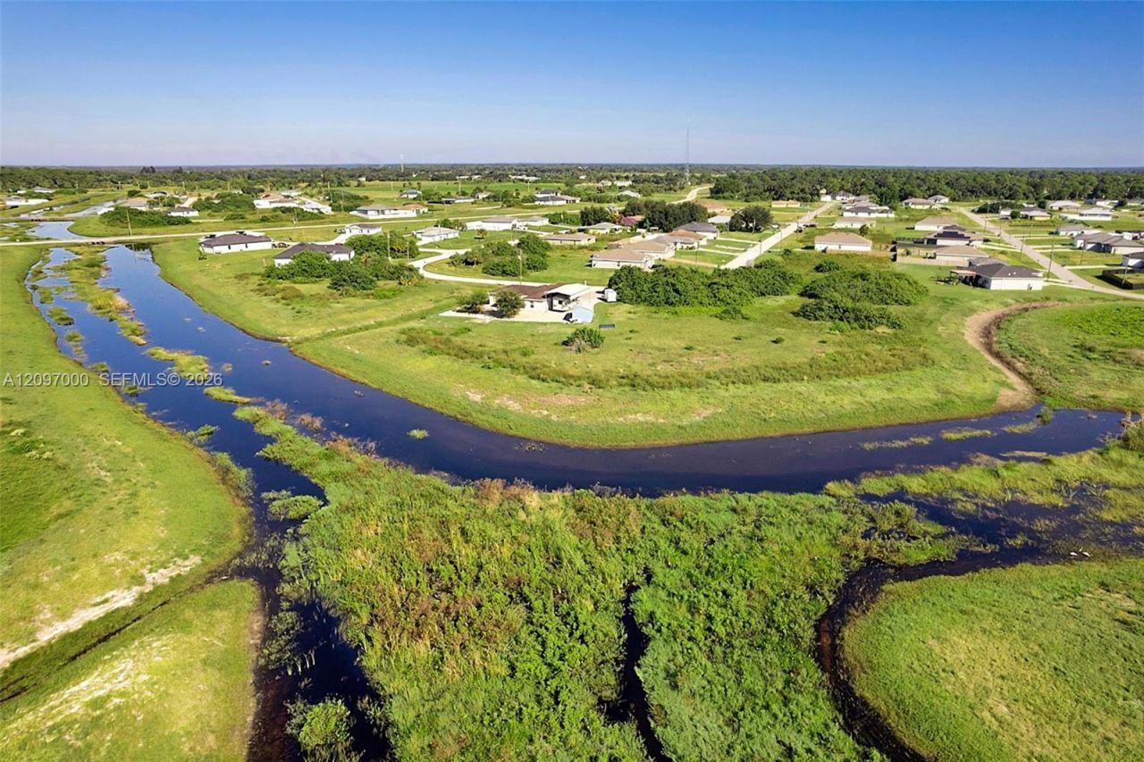 7021 Ramrod Circle , La Belle, FL 33935 Photo
