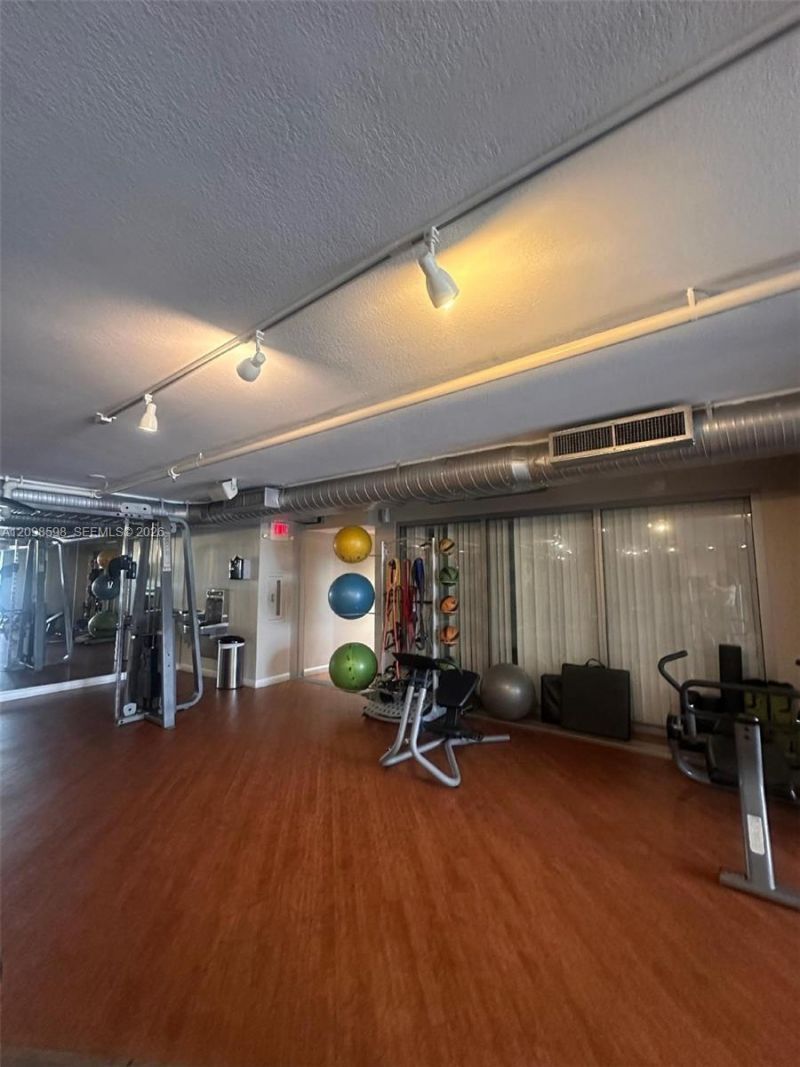 2641 N Flamingo Rd , Unit 1502N, Sunrise, FL 33323 Photo